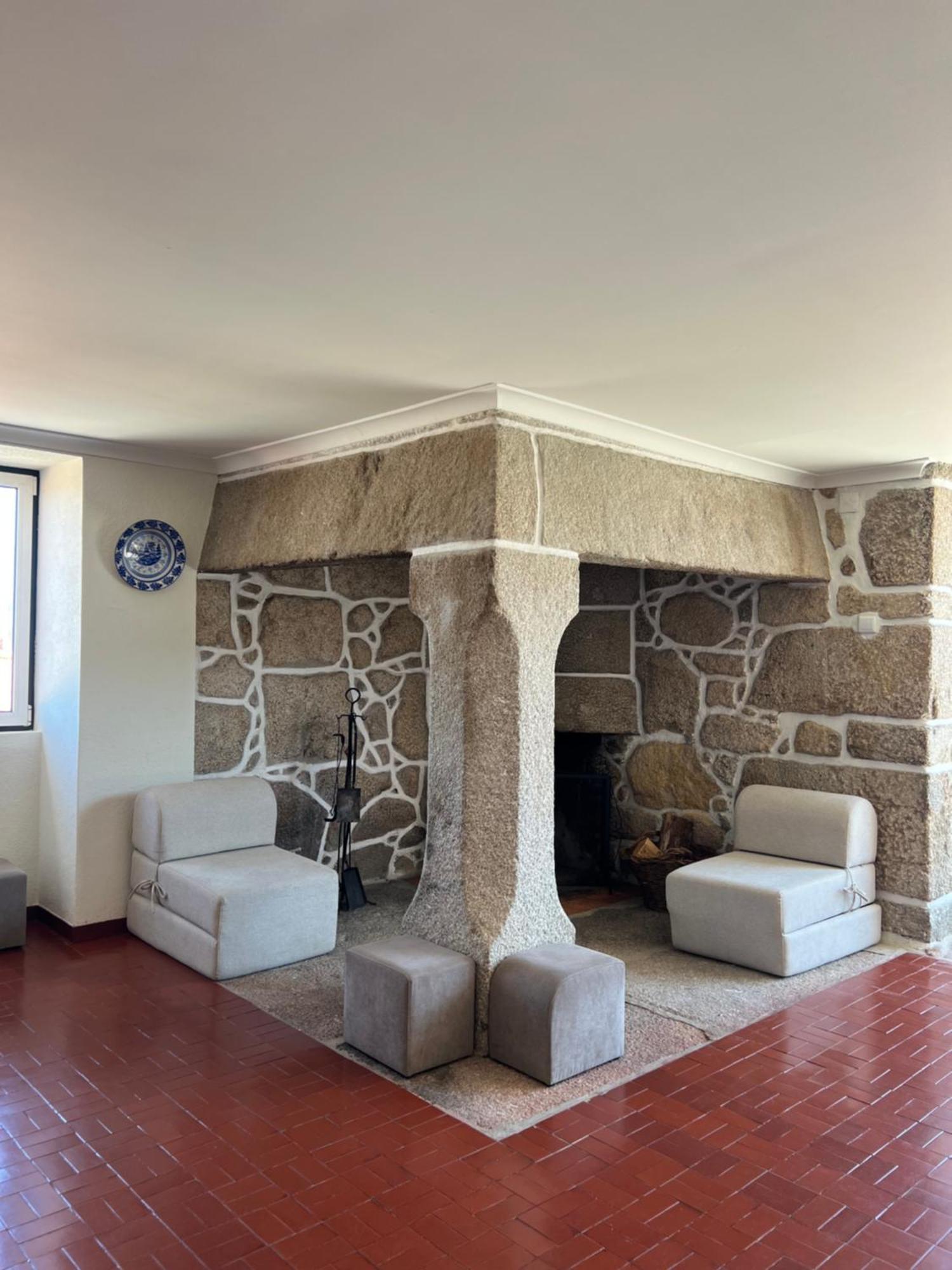 Casa De Lagarinhos Jacuzzi Spa Jogos Gym - Serra Da Estrela - Seia - Gouveia Gouveia  Exteriér fotografie